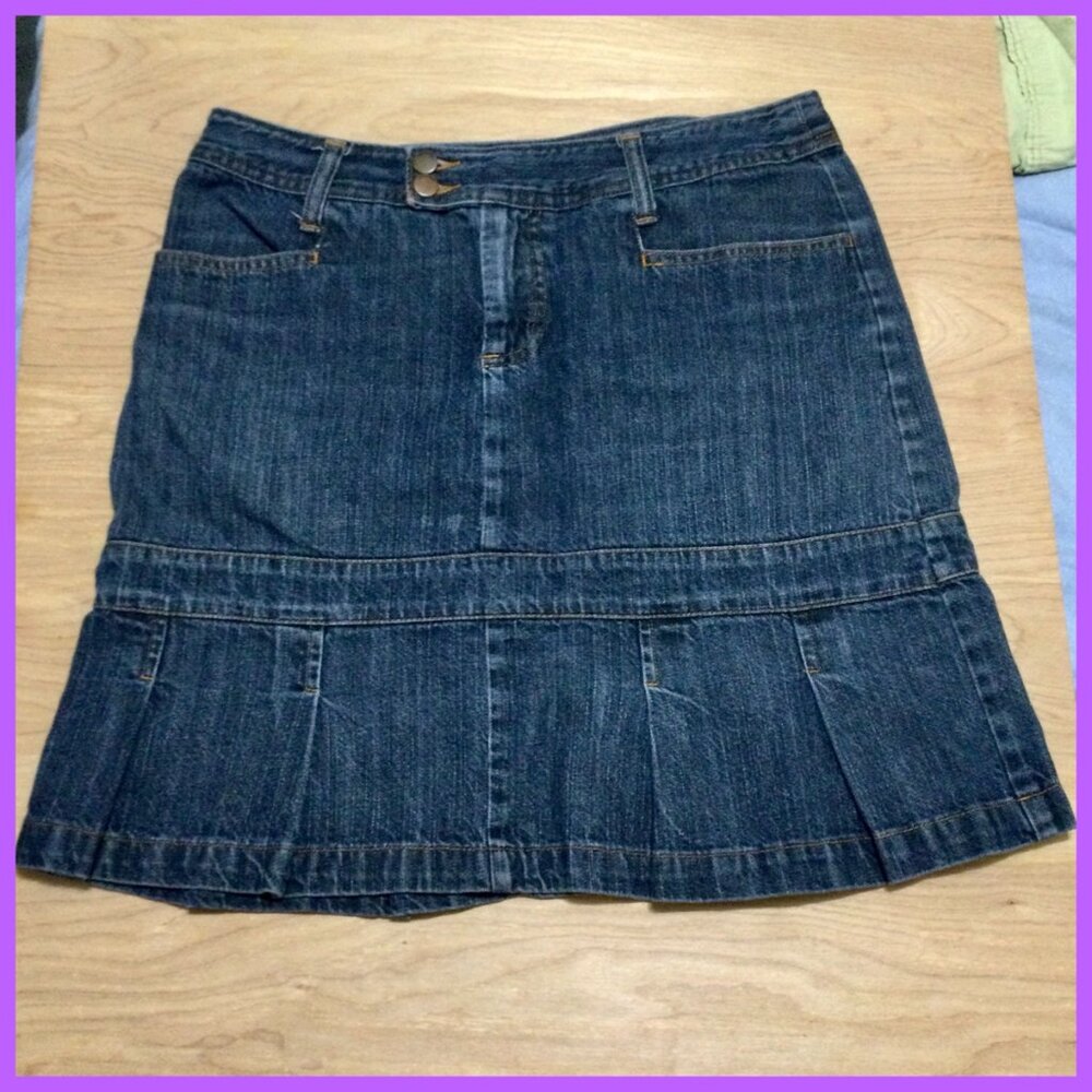 Jean Skirt w/Kick Pleat, sz 9